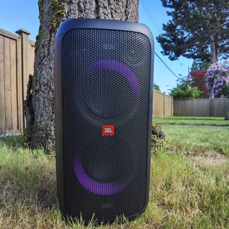 JBL-PartyBox-100-Speaker.jpg