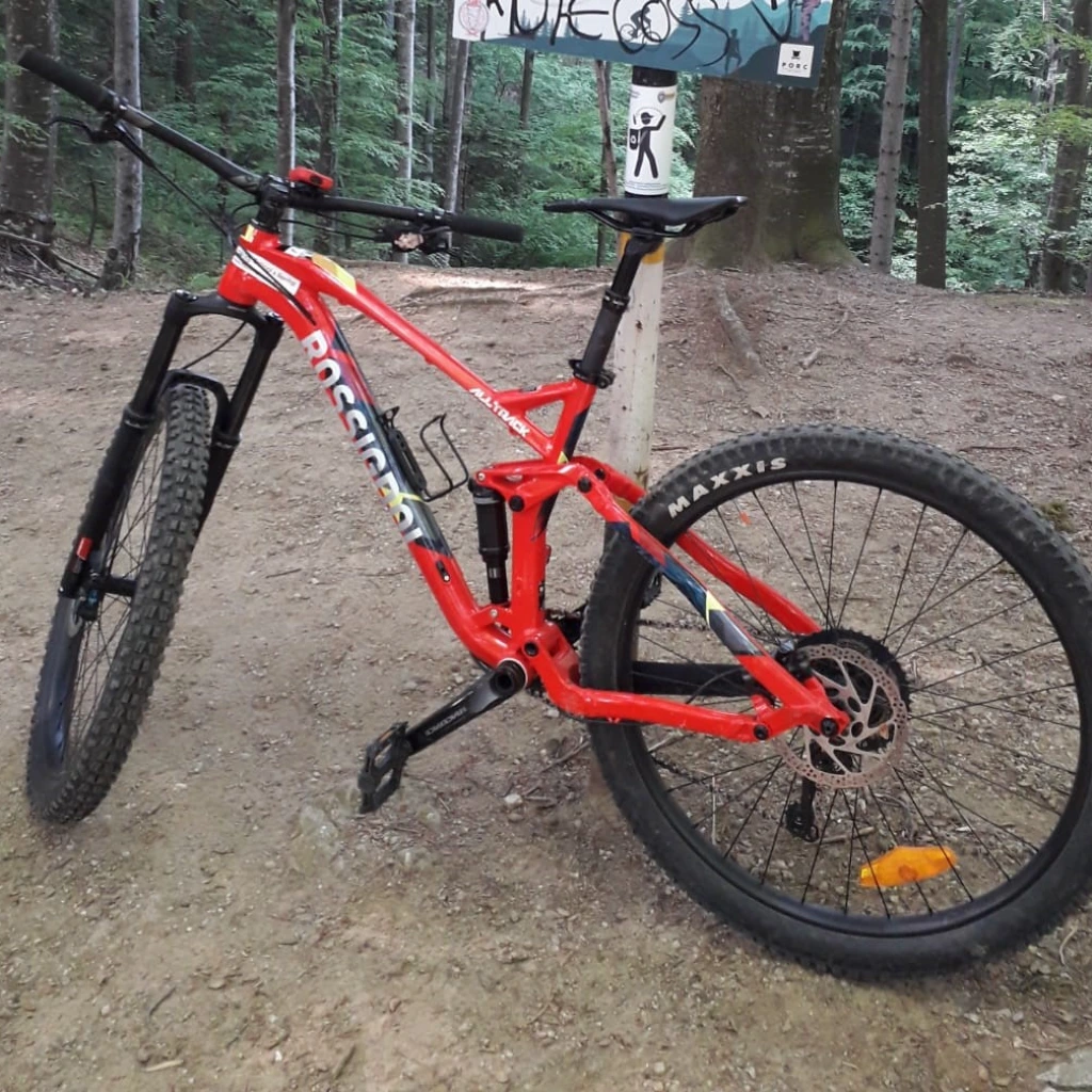 All track trail (1).jpg