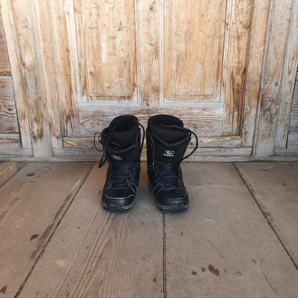 boots ad 3.jpeg